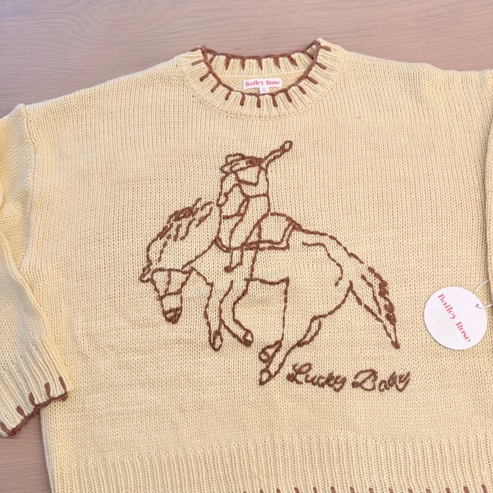 Bailey Rose Cream Yellow Lucky Baby rodeo horse Brown Trim sweater size M - NWT - Picture 3 of 4